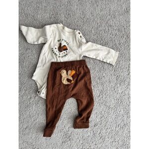 Carter's My First Thanksgiving Onesie + Pants Set Size 9mo
